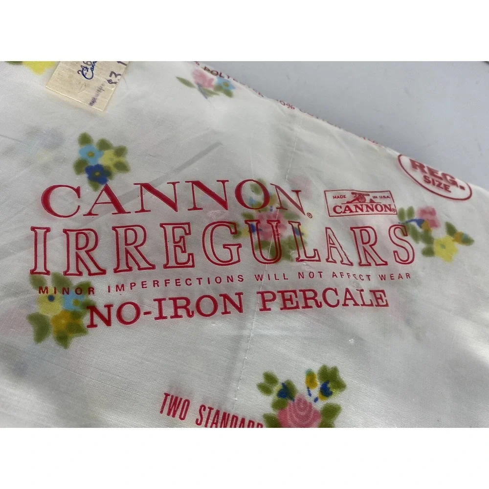 VTG Cannon Mills Pillowcases New Old Stock Standard Size With Lace Ends‎